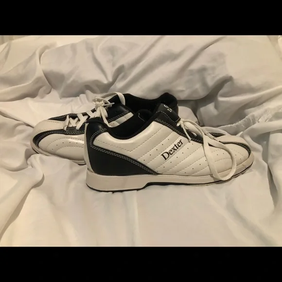 Dexter Women's White and Black Bowling Shoes - Picture 2 of 4